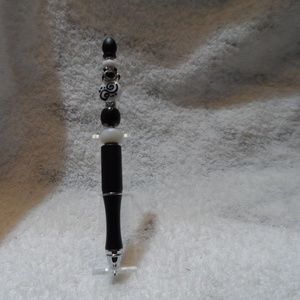 handmade black & white beaded writing pen